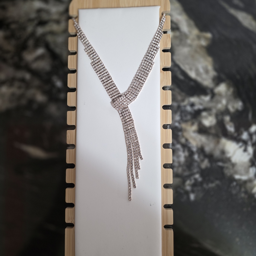 Elegant Silver Women's Necklace